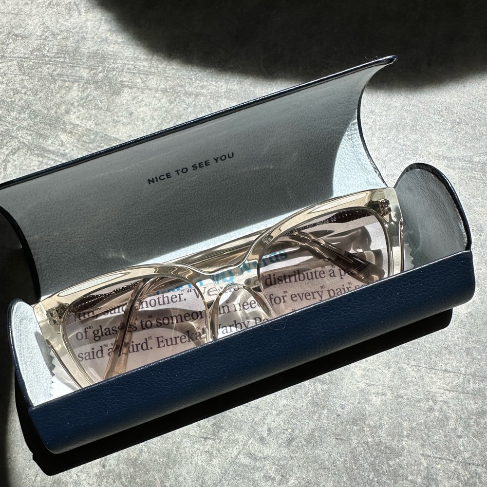 Warby Parker sunglasses : Aubrey style